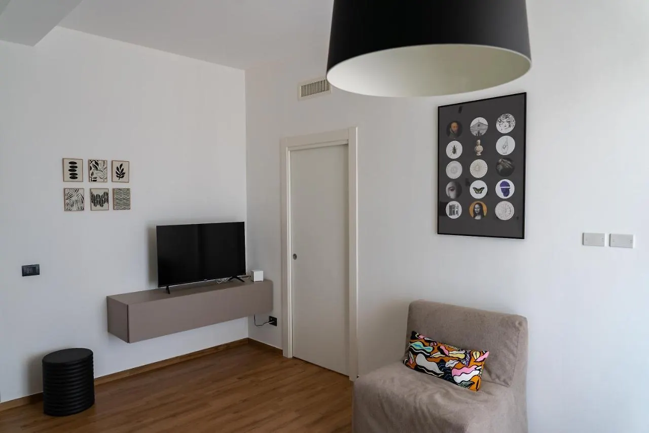 Joya Apartment'S - Milazzo