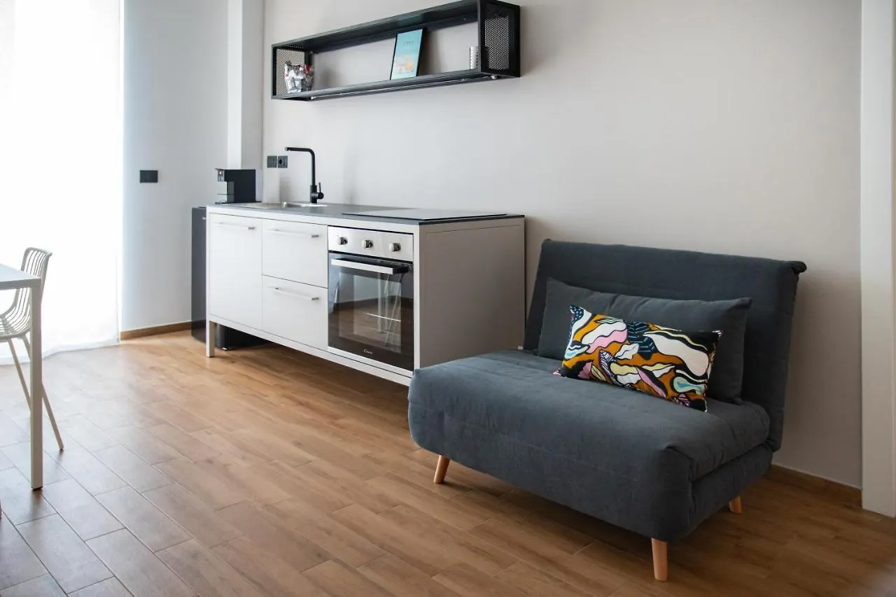 Joya Apartment'S - Milazzo 0*,