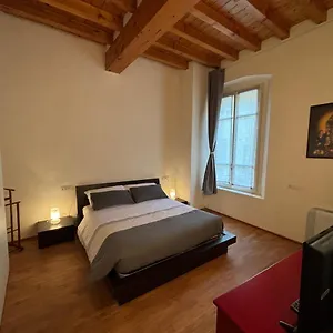 https://la-casetta-di-nico.it-lombardy.com